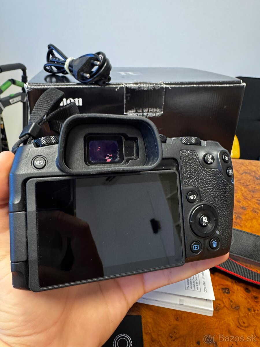 Canon EOS RP - 5