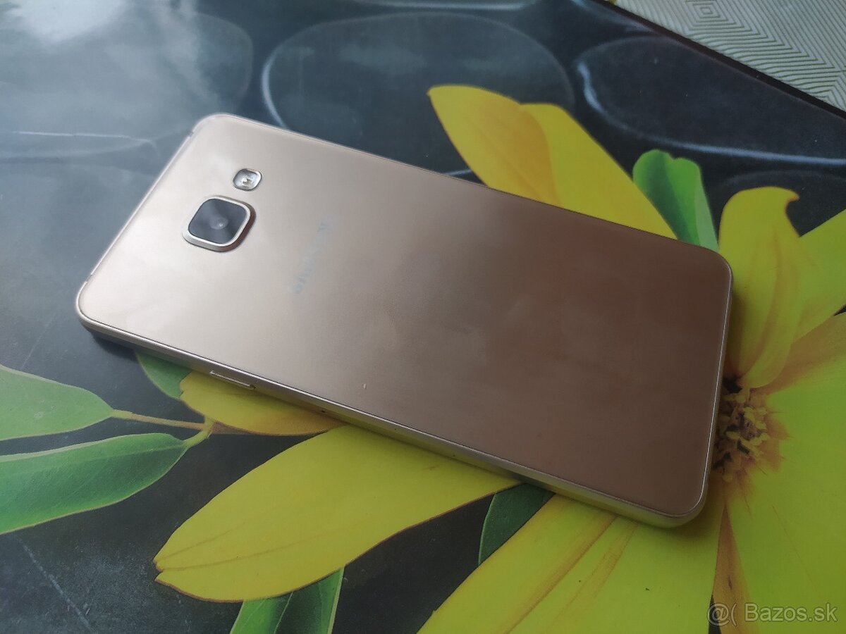 Predám Samsung Galaxy A3 2016 - 5