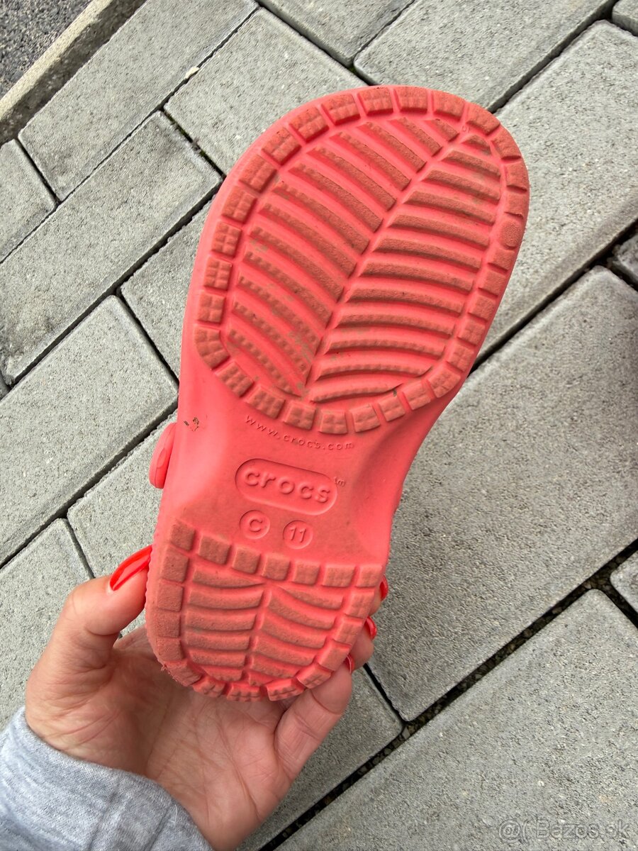 Crocs - 5