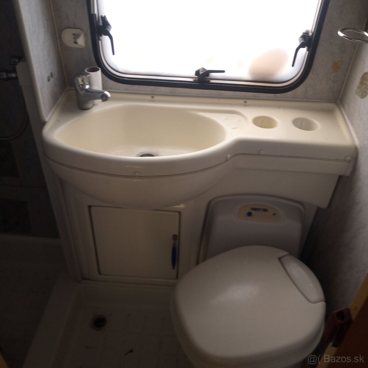 Predám auto karavan Citroen Jumper 2l - 5