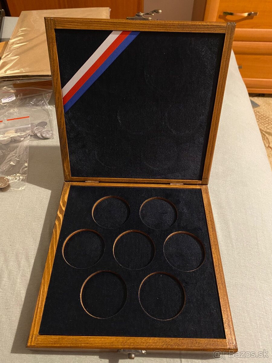 Predám krásne kazety na mince - 5