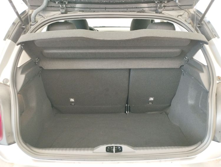 Citroën C3 1,2 PureTech Shine - rok 2022 - 5