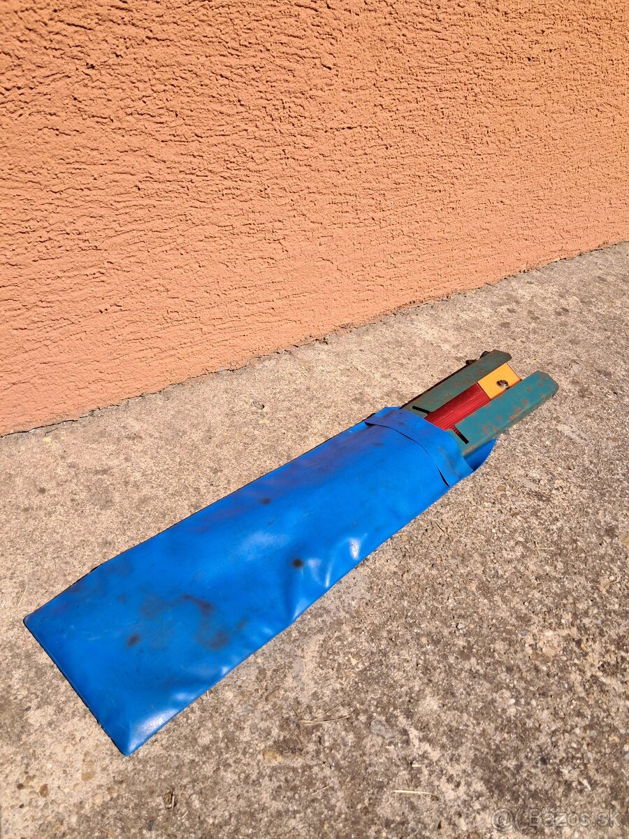 Dobovy vystrazny trojuholnik RETRO - 5