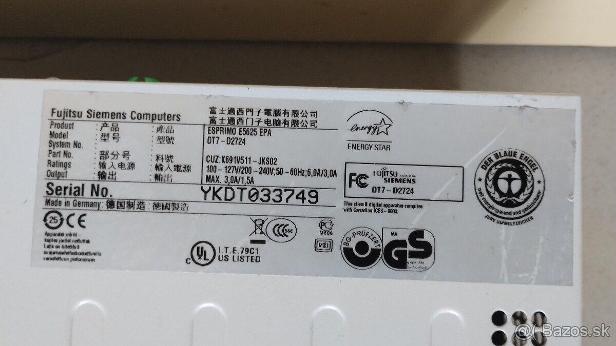 Predám stolný počítač Fujitsu Siemens Esprimo E5625 - 5