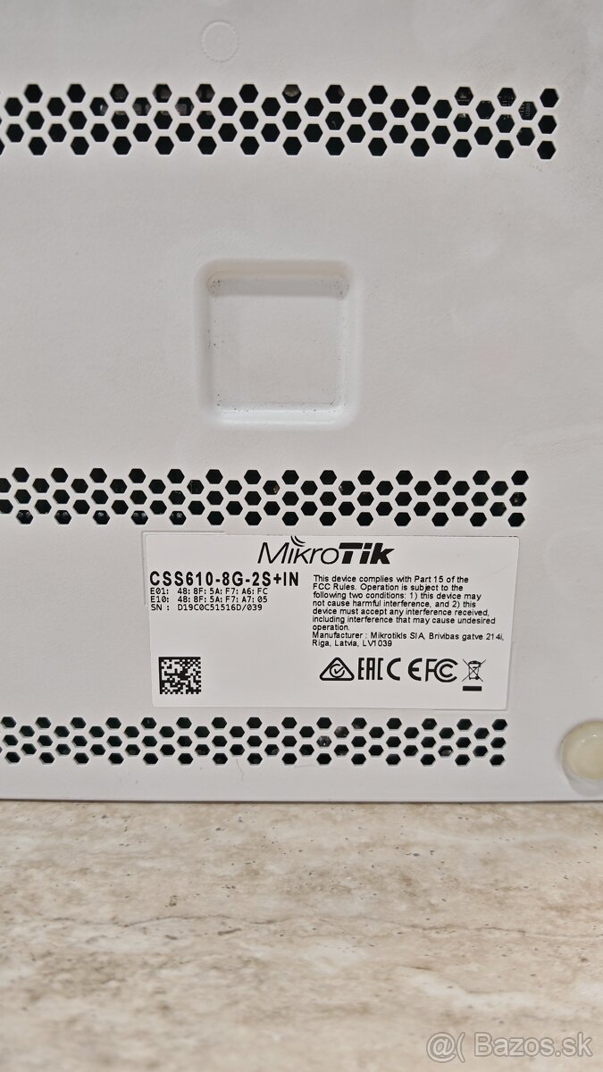 MikroTik CSS610-8G-2S+IN, switch 8x GLAN, 2x SFP+ - 5