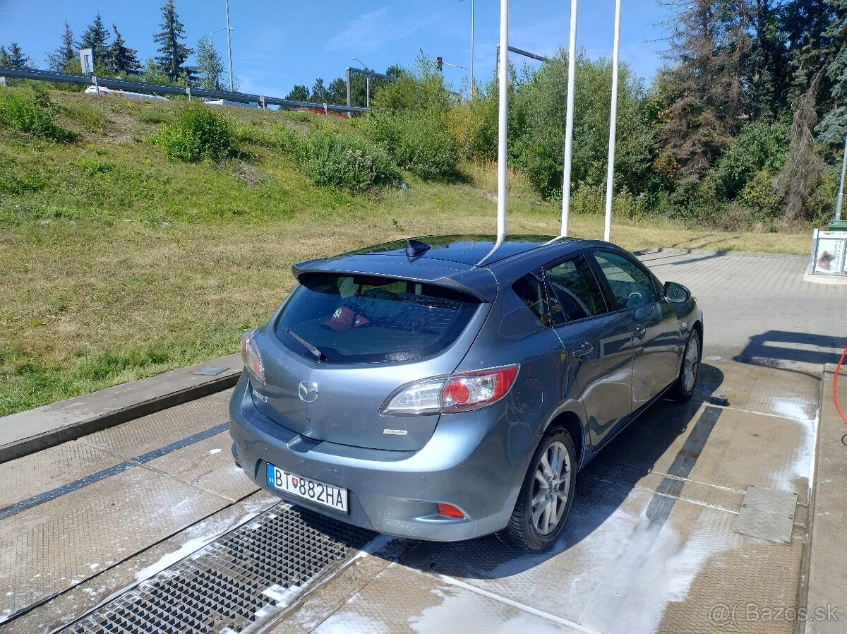Mazda 3 Takumi - 5