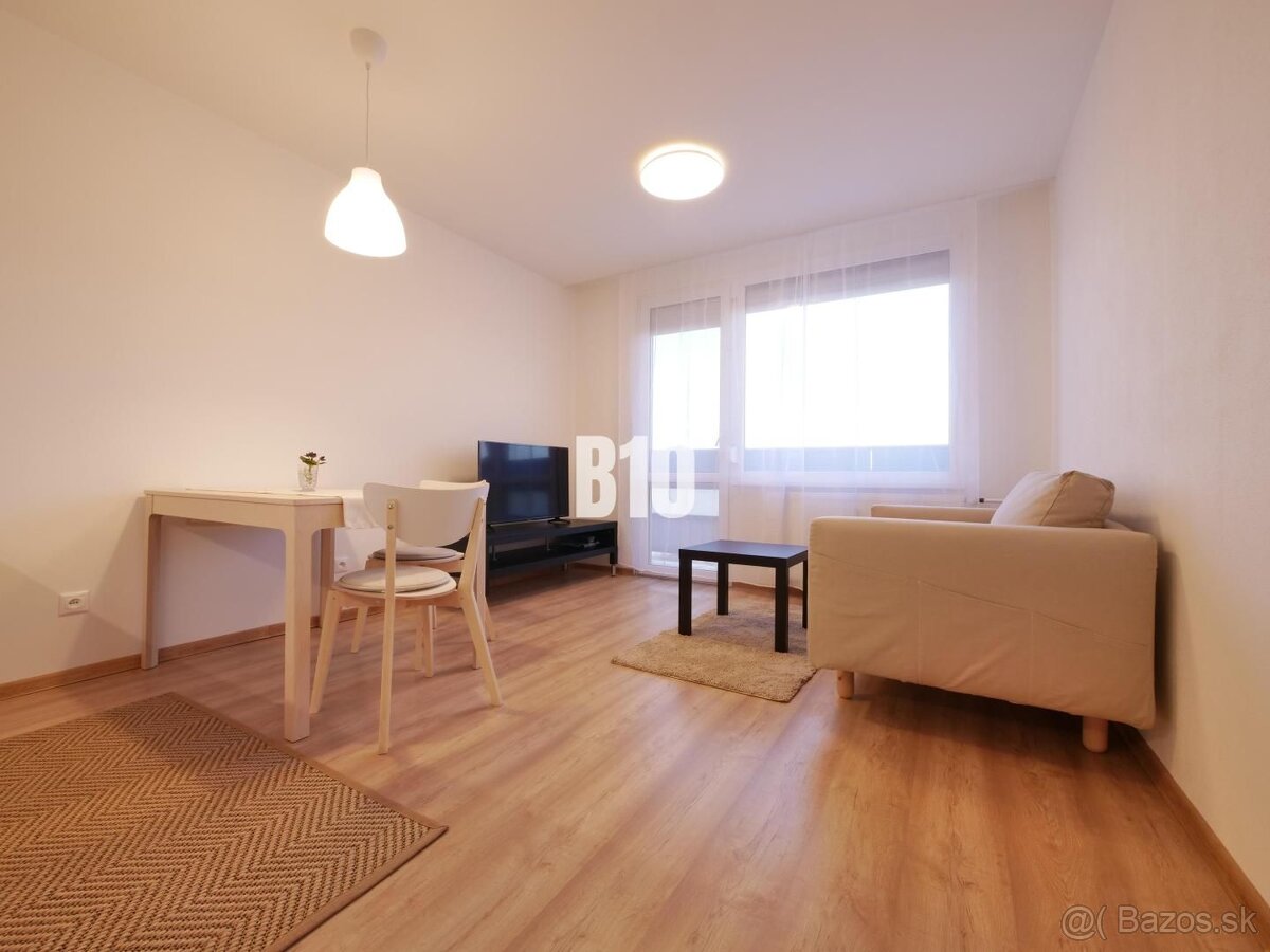 Voľný od 15.11. - Zariadený - Balkón - Chrenová - 5