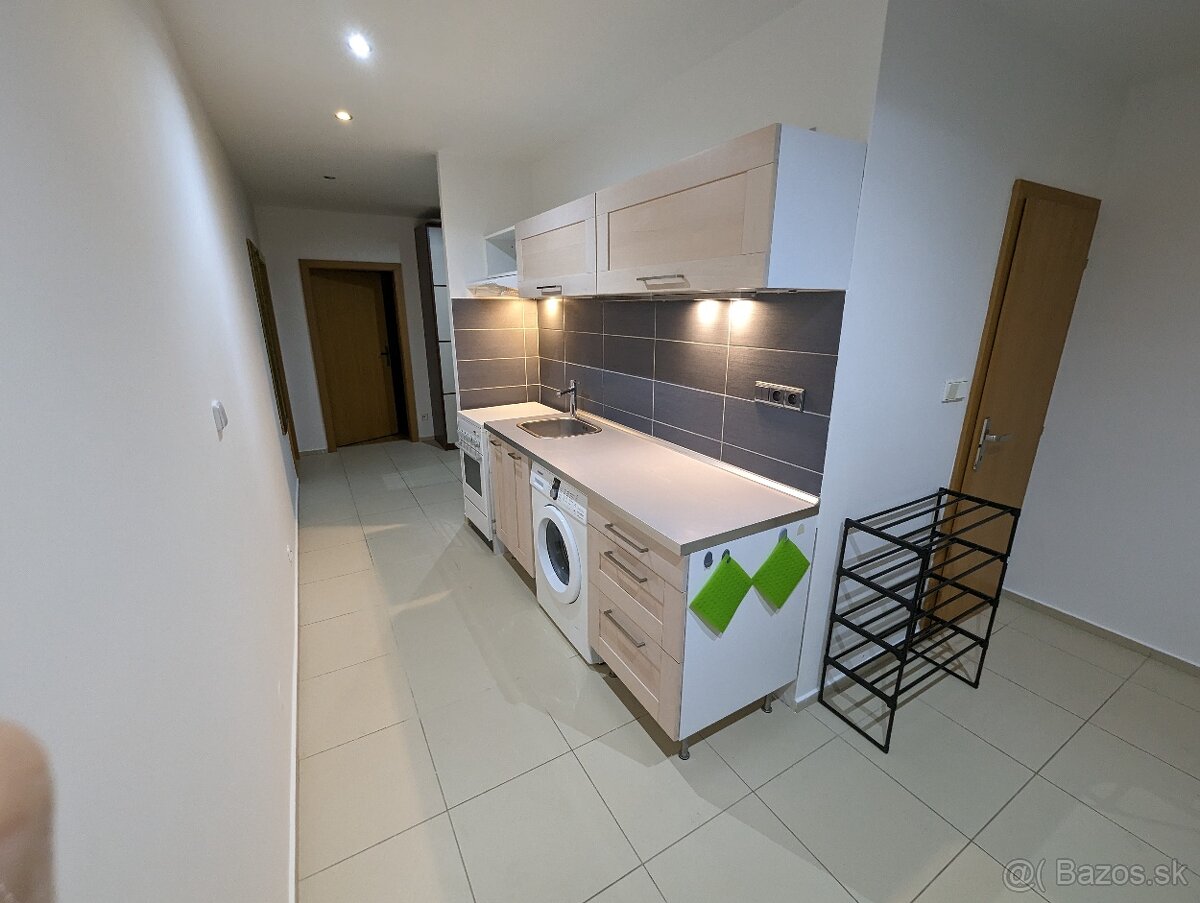 Prenájom 2 izbový byt HLINY 7 - 5