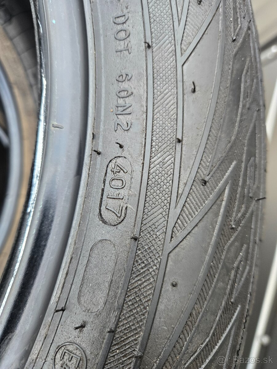 Nokian 225/55R18 102H DOT4017 (zimné) 8mm - 5