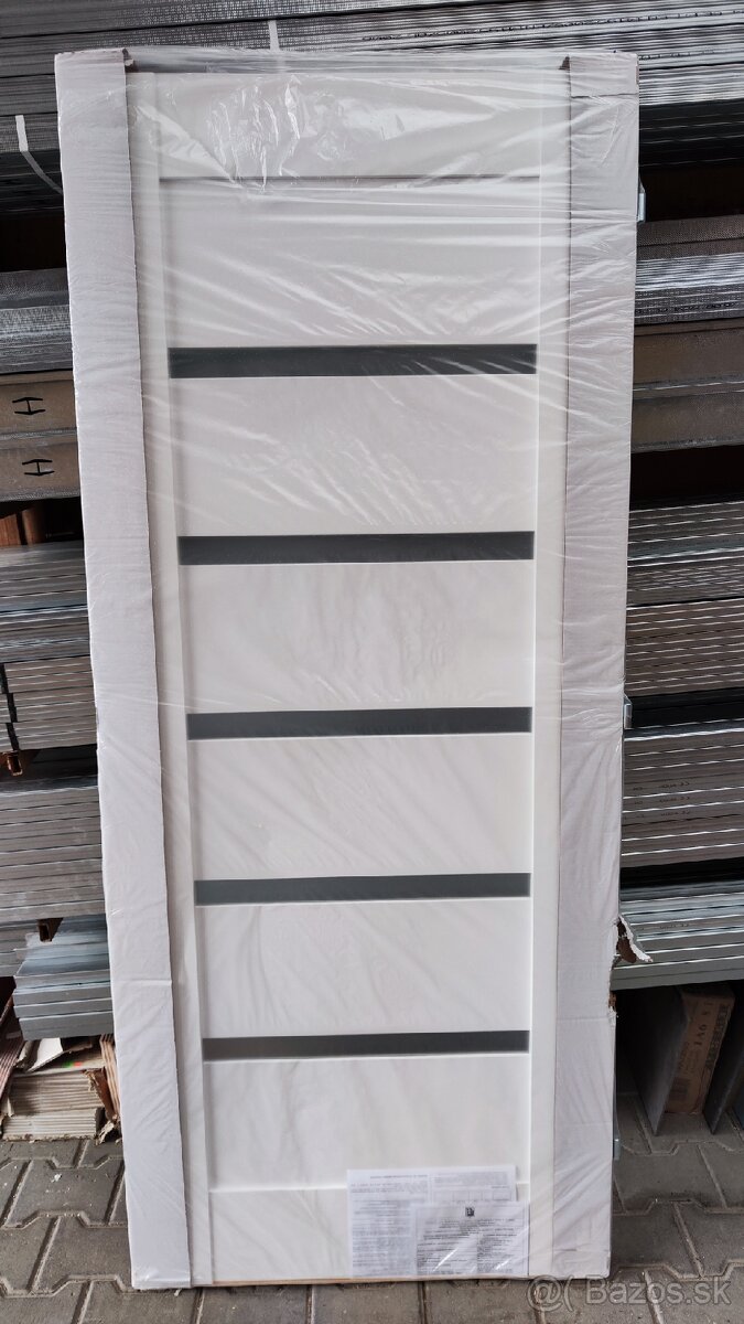 Dvere do sklom 80P biele - 5