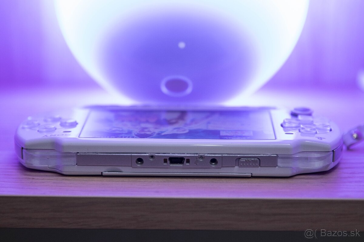 Sony PSP 2004 white 64 GB | PS Vita joystick - 5