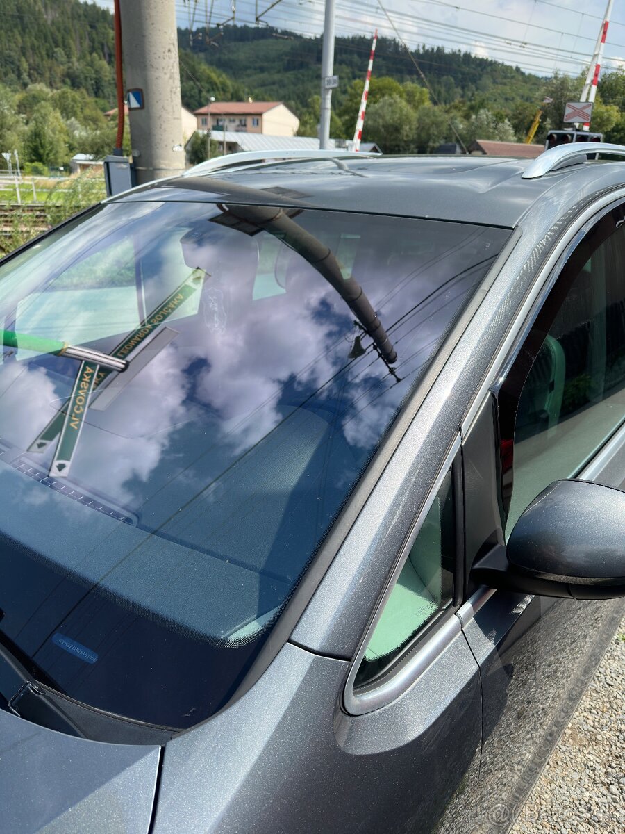 Volkswagen Sharan 2.0 103kw 7miest - 5