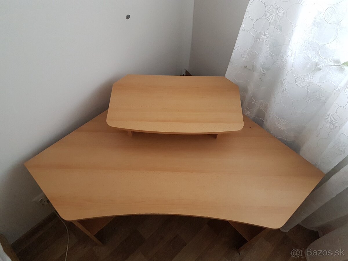 Darujem pracovný stôl - 5