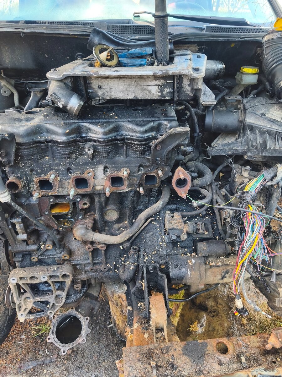 Nissan X-Trail T30 - 5