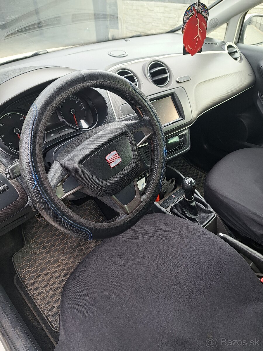 Seat ibiza st - 5