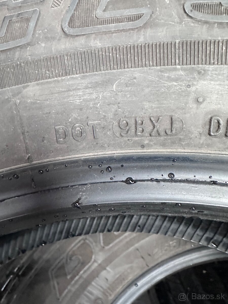 255/70R18 Bridgestone Dueler Wrangler