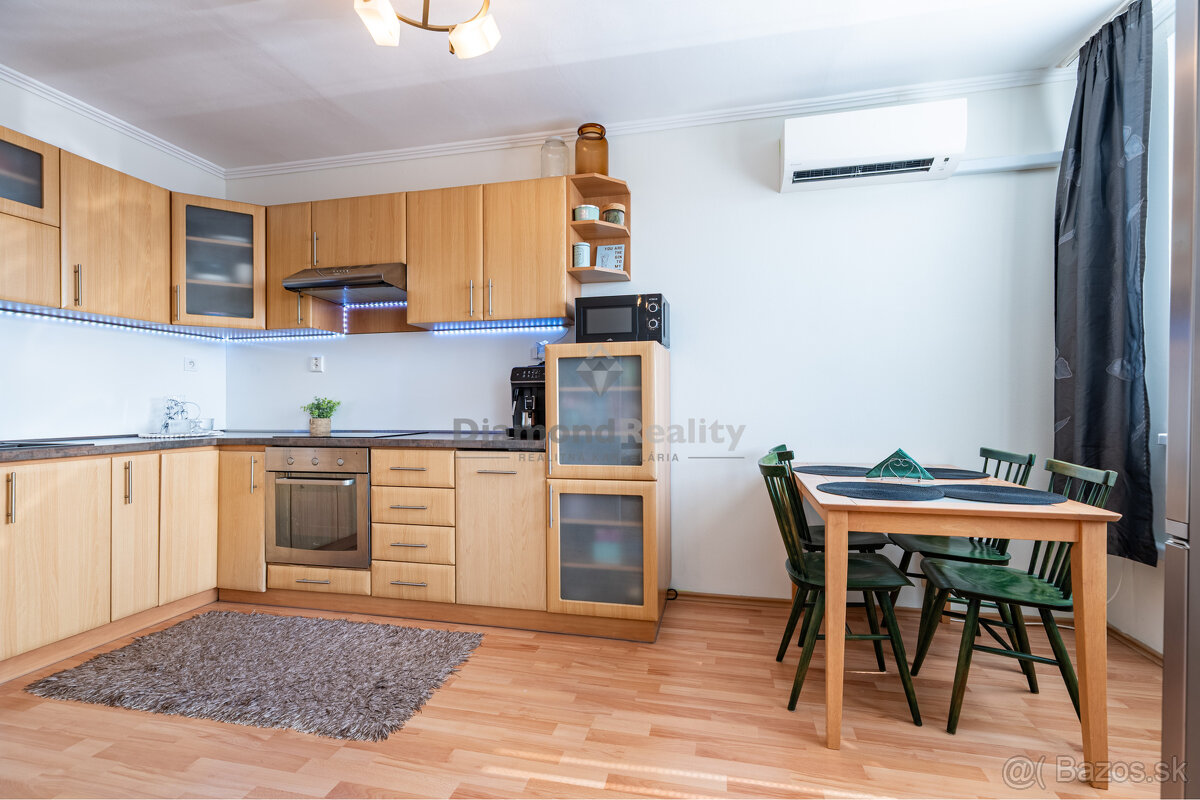 NA PREDAJ PRAŽSKÝ 3 IZBOVÝ BYT S VEĽKOU LODŽIOU - 5