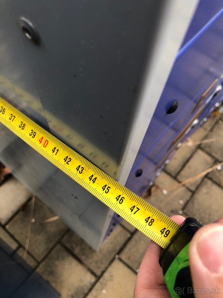 Plechová skriňa na náradie a drobnosti - 5