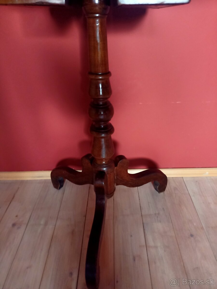 Starožitný toaletný stolík - 5