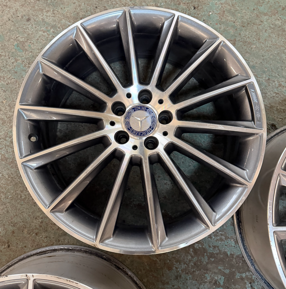 Originál Mercedes-Benz R20 AMG - 5