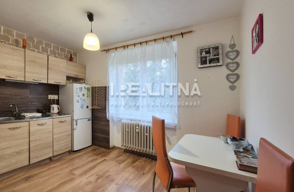 1-IZBOVÝ BYT PO KOMPLETNEJ REKONŠTRUKCII, 31 M2 ZVOLEN - SEK - 5