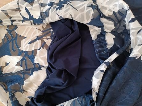 Luxusné šaty 48 - 5