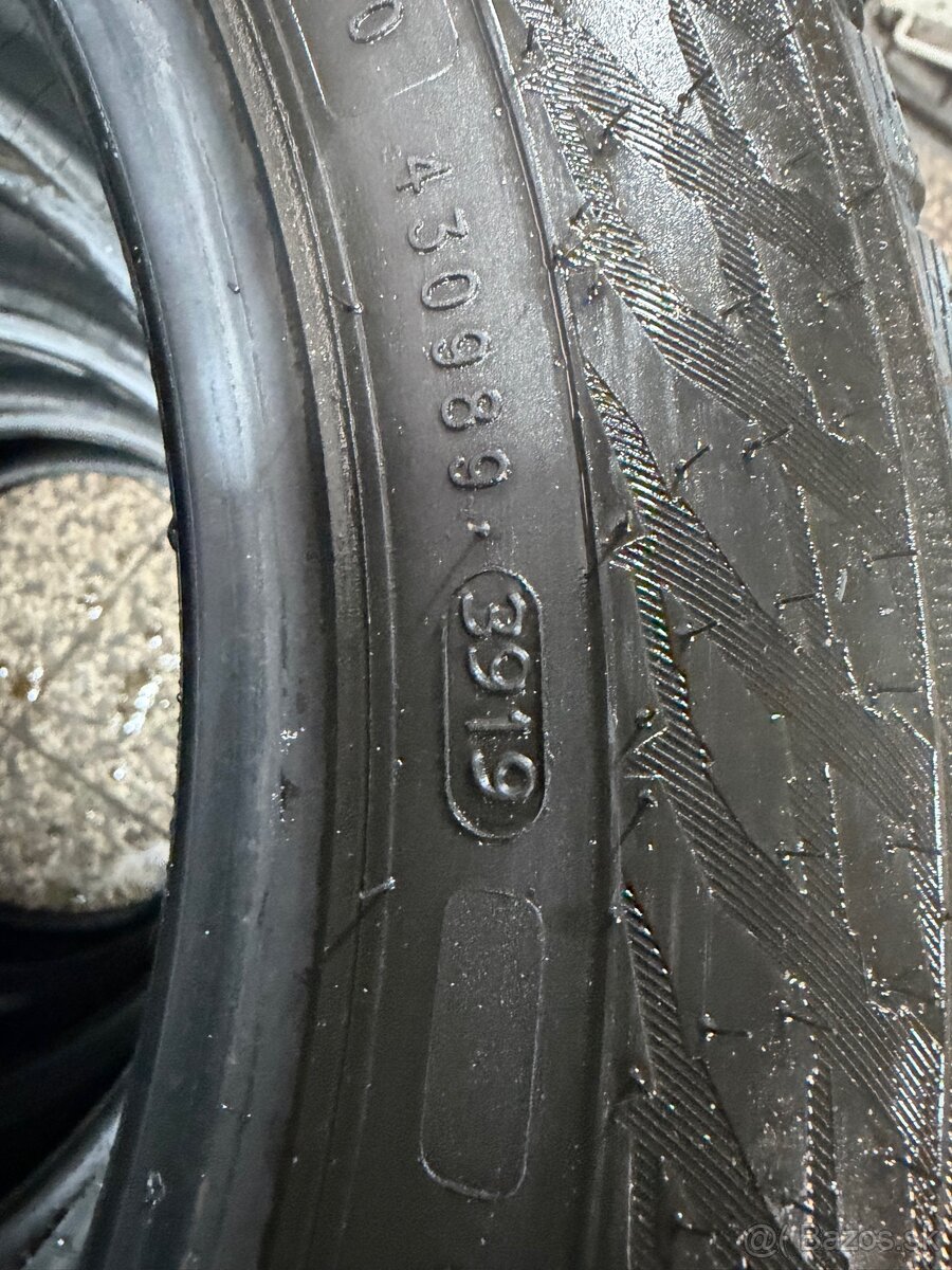 Predám zimné pneu 205/55R16 91H - 5