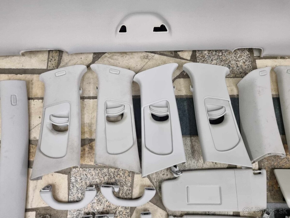 STROPNICA SKODA OCTAVIA 2 OBLOZENIA STLPIKOV SVETLA PLASTY - 5