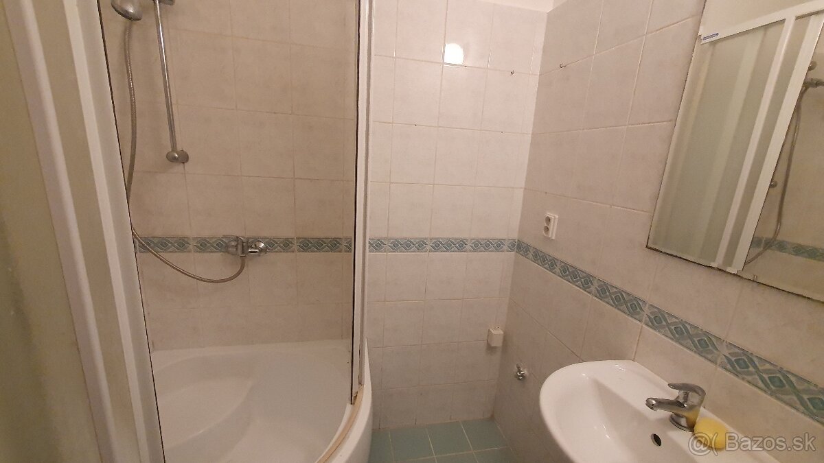 Prenájmem 2i byt Holíč - 5