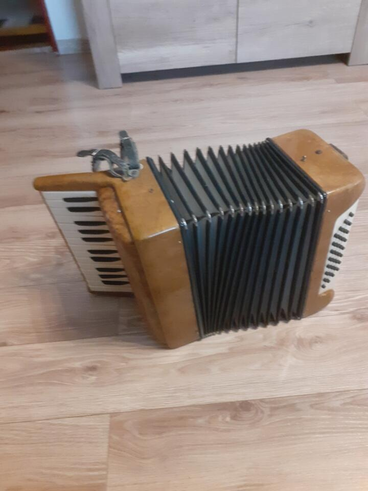 Predaj harmoník - 5