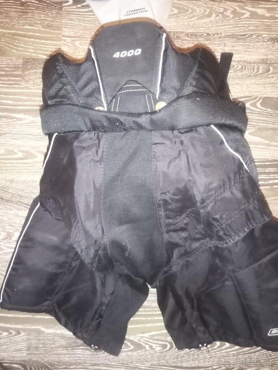 Hokejova vystroj - 5