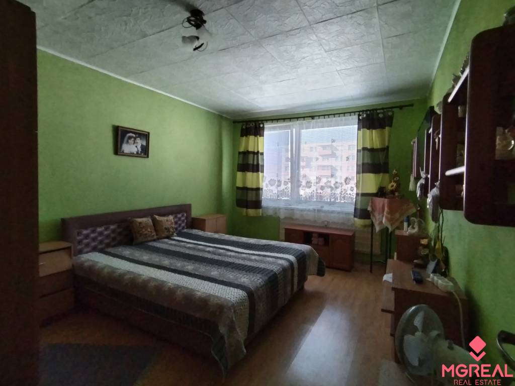 Predaj 4 -izbového bytu - Pukanec - 5