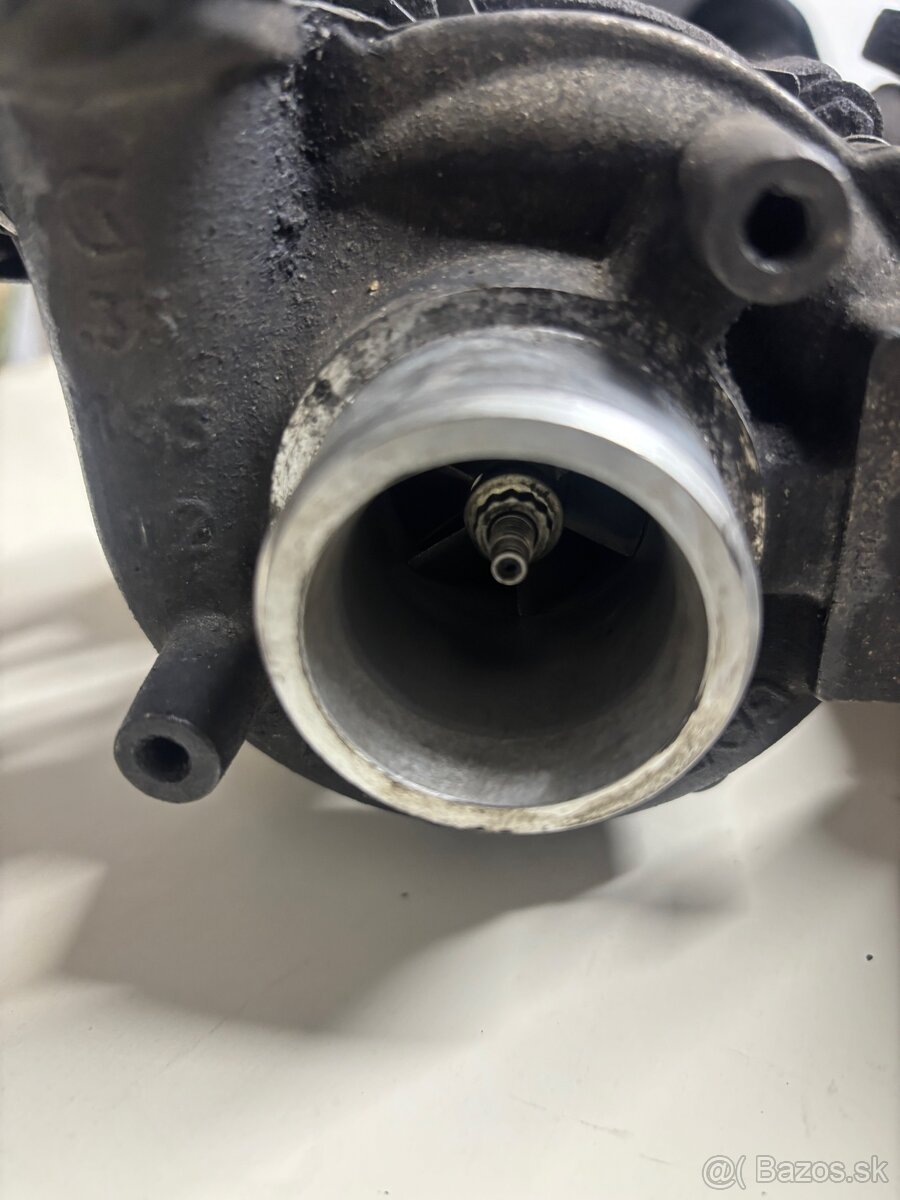 Rozpredam diely z passatu b6 - 5