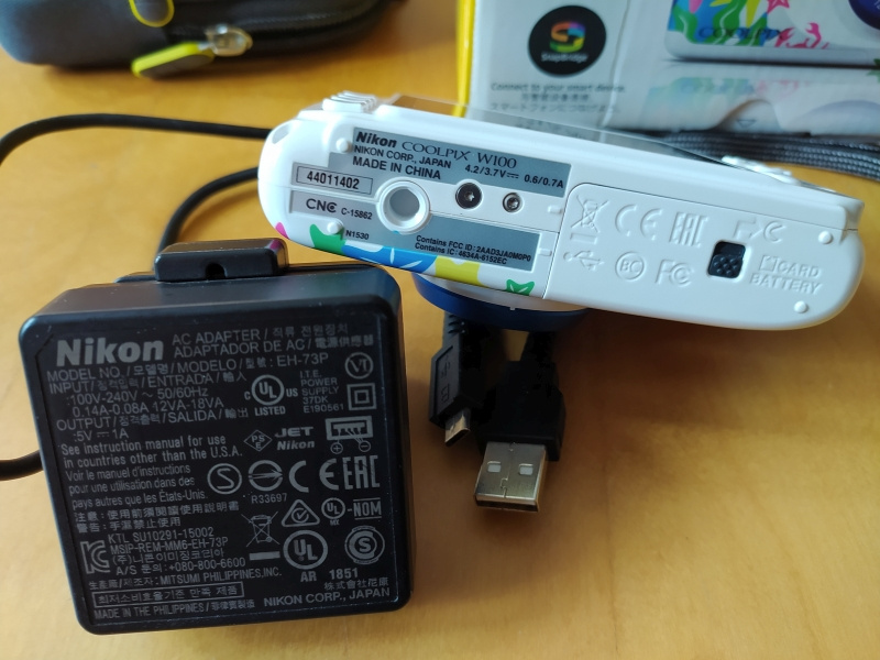 Nikon Coolpix W100 - 5