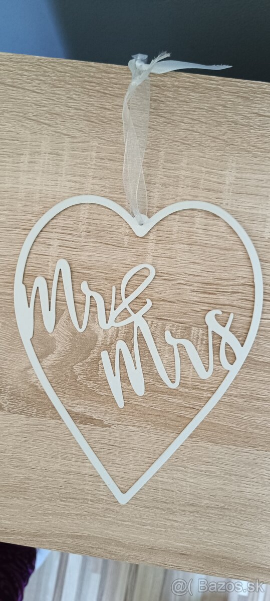 Svadobná výzdoba: Kovové biele srdiečka na zavesenie - 5