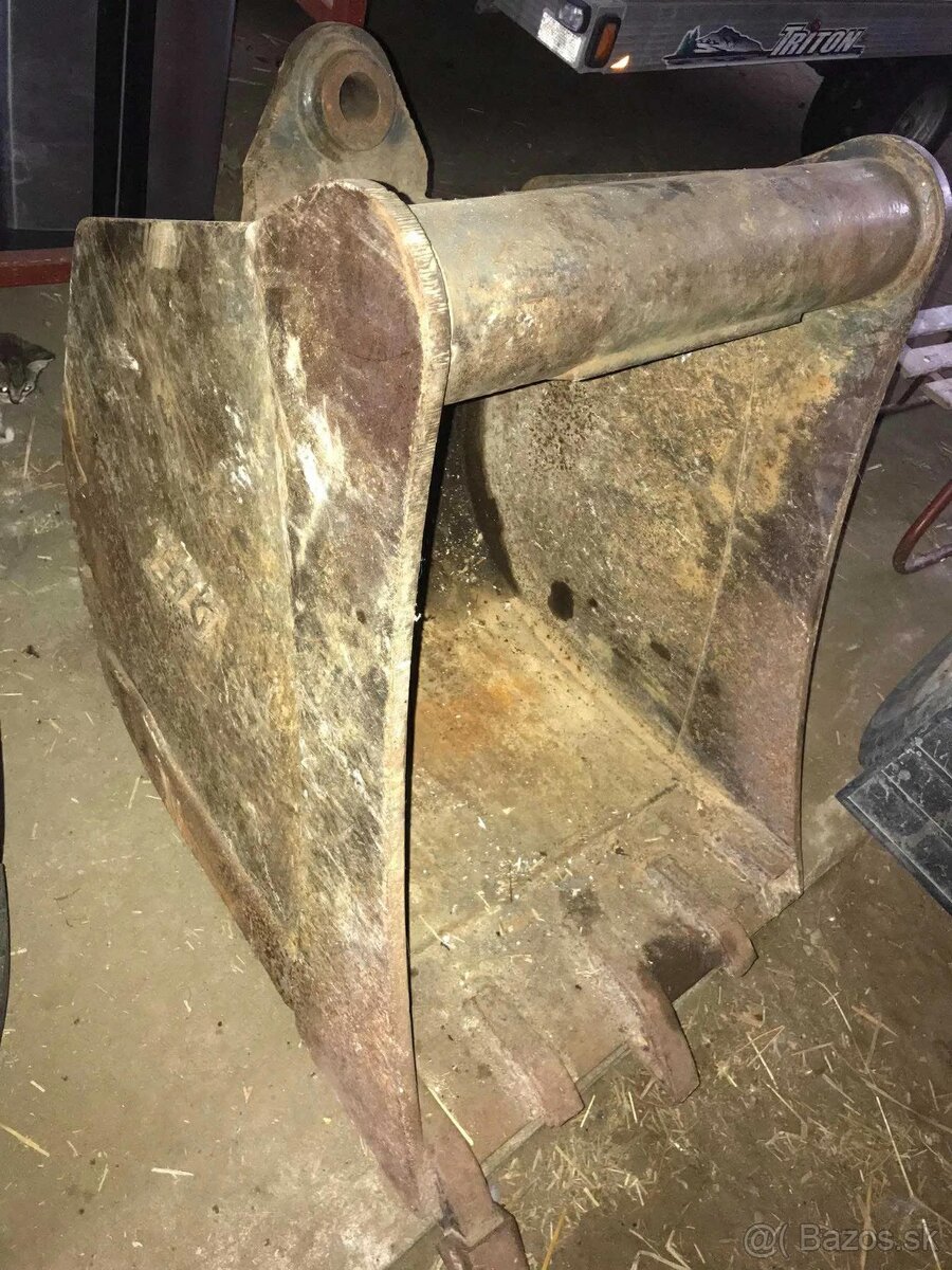 Lyžica na rýpadlo-nakladač ako nová, rýchloupínacia súprava - 5