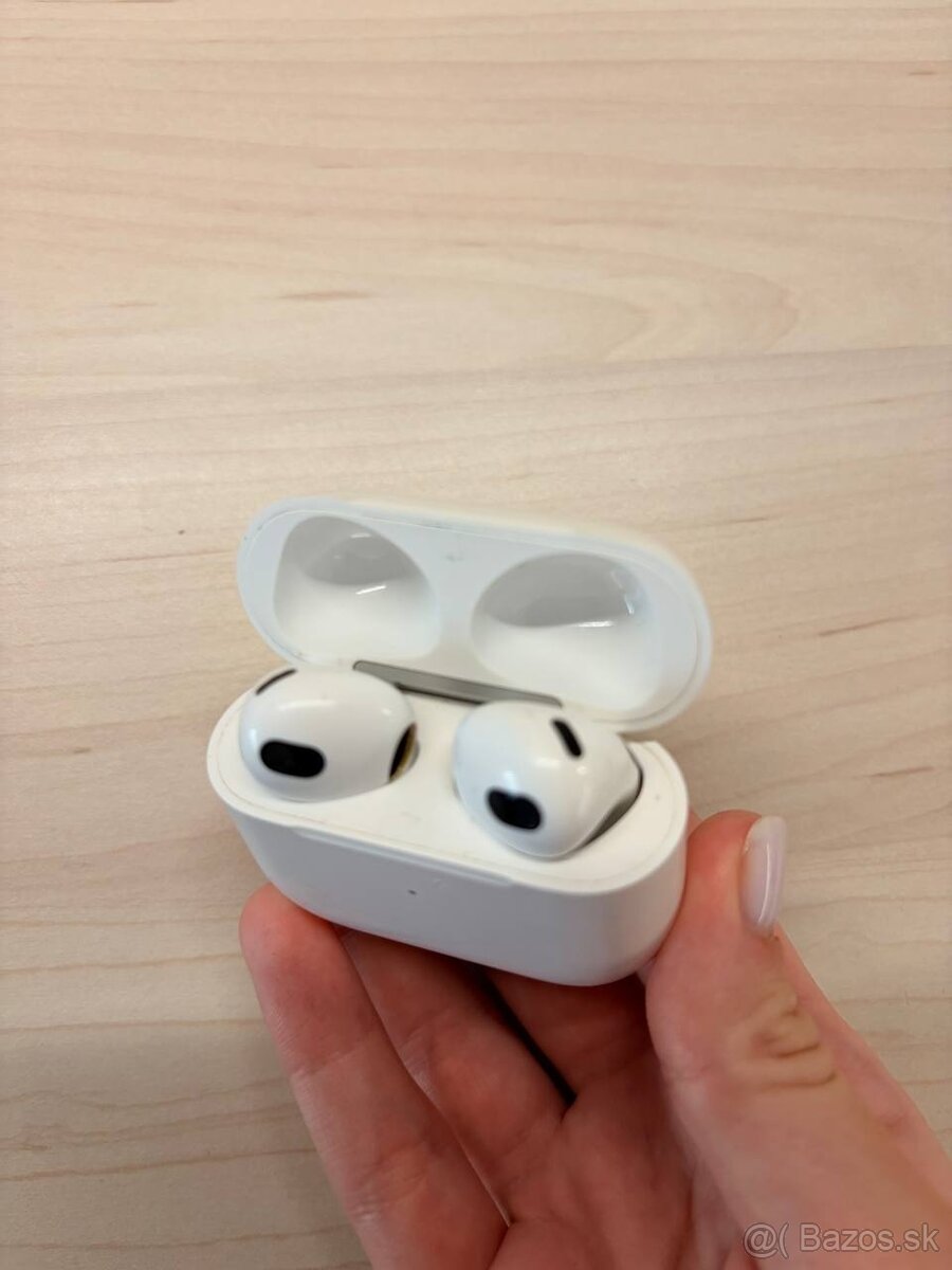 Apple AirPods 3 + puzdro Spigen - 5
