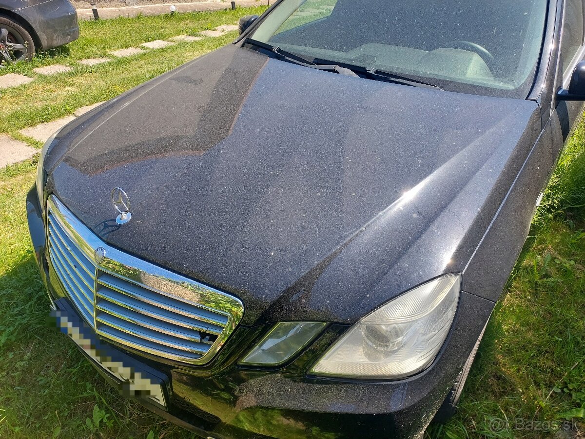 Mercedes-Benz W212. ND. - 5