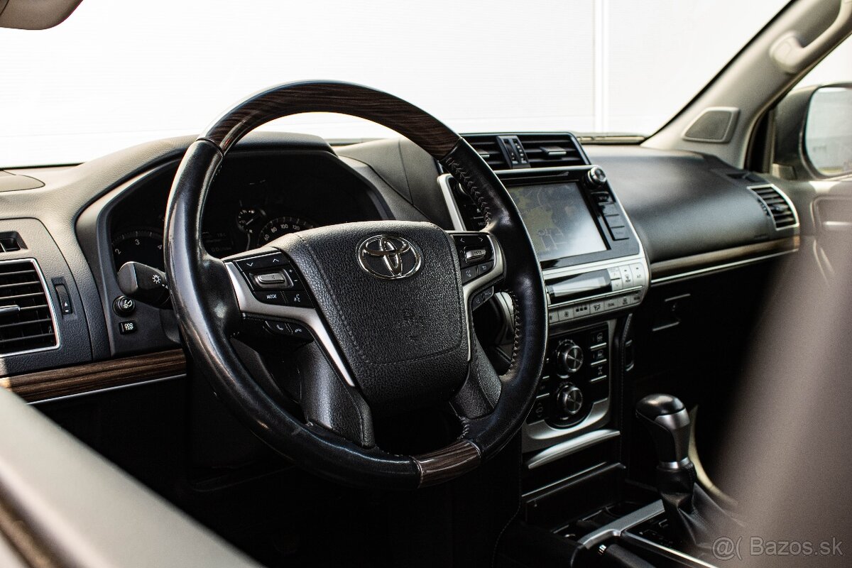 Toyota Land Cruiser Executive 2.8D 130kW 4x4 A/T