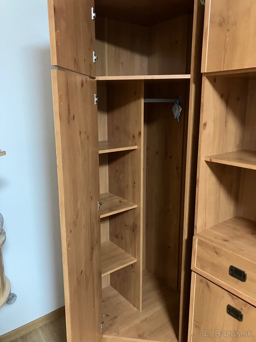 Predam zostavu skriniek - 5