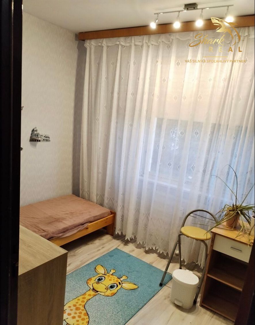 Ponúkame Vám na predaj priestranný 4-izbový byt - 5