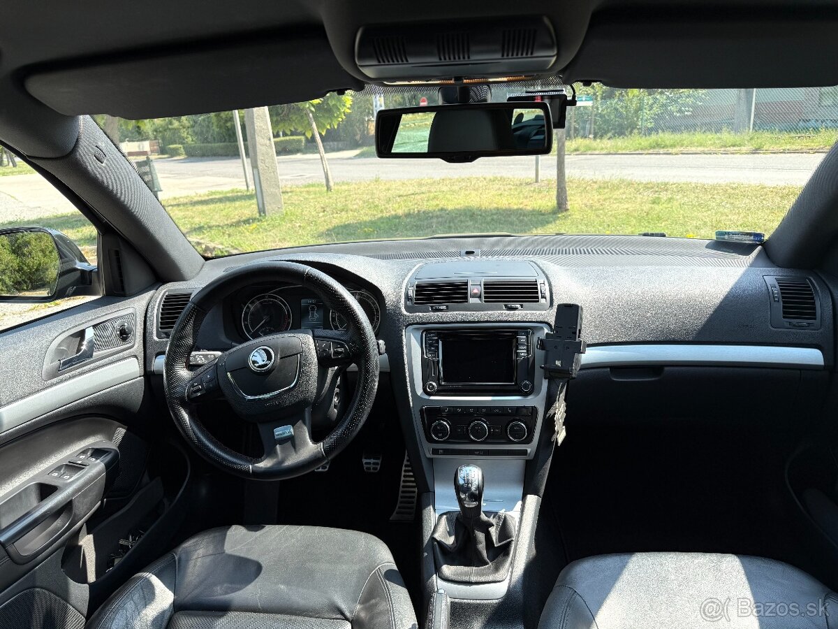 Škoda Octavia RS 2.0 TSI - 5