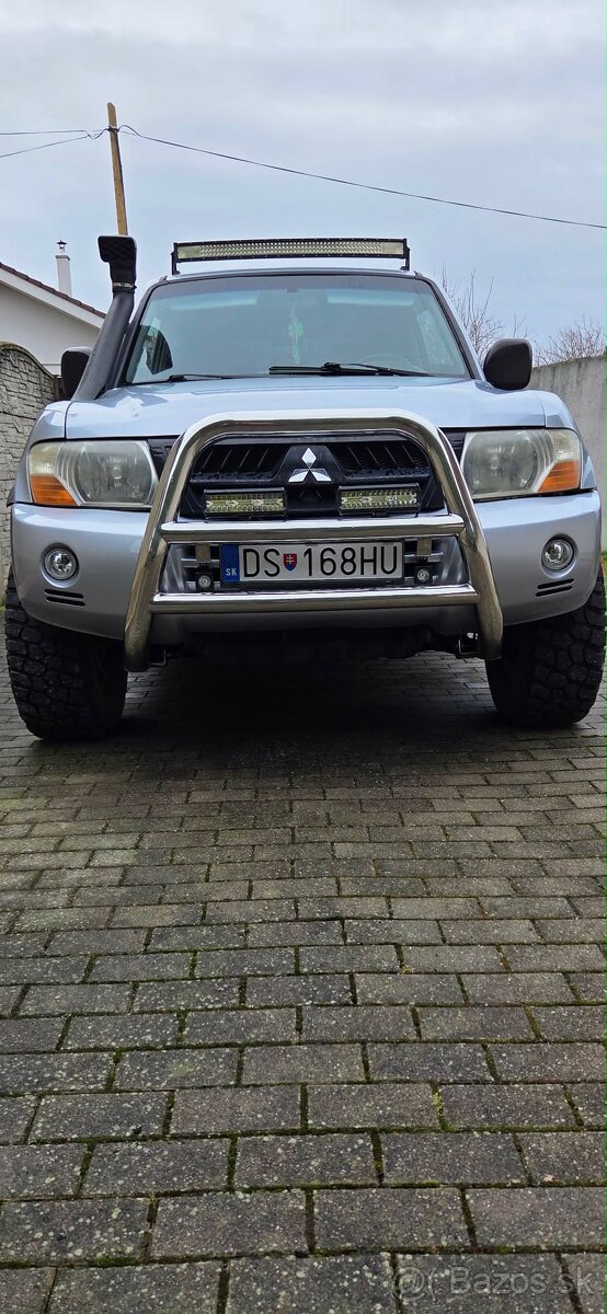 Predam Mitsubushi Pajero - 5