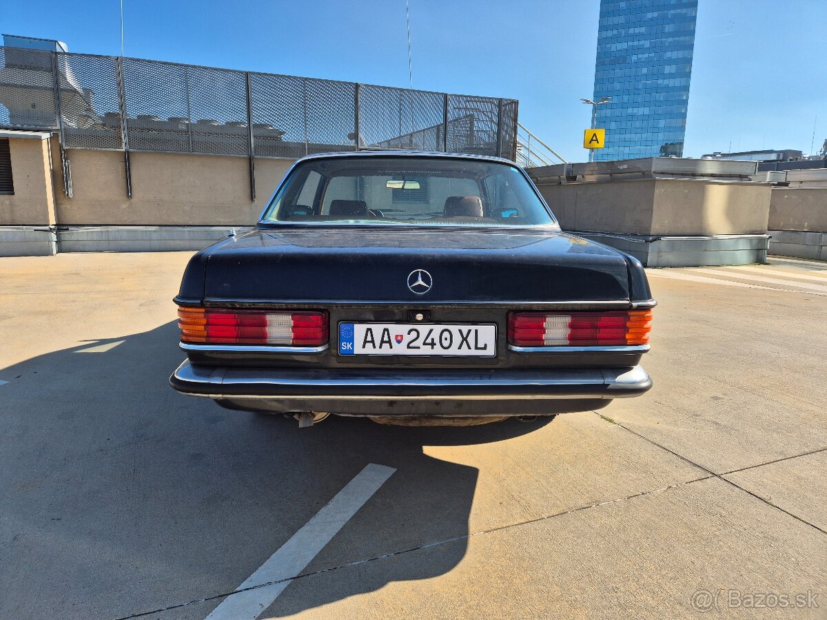 Mercedes-Benz W123 230C - 5