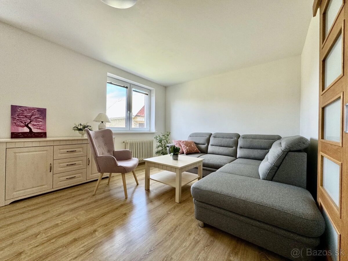 Na predaj komfortný 6-izbový rodinný dom s garážou - 5