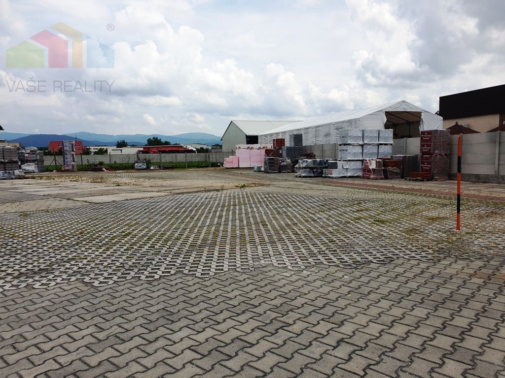 Na predaj priemyselný areál s výmerou 11 000 m² a montova - 5