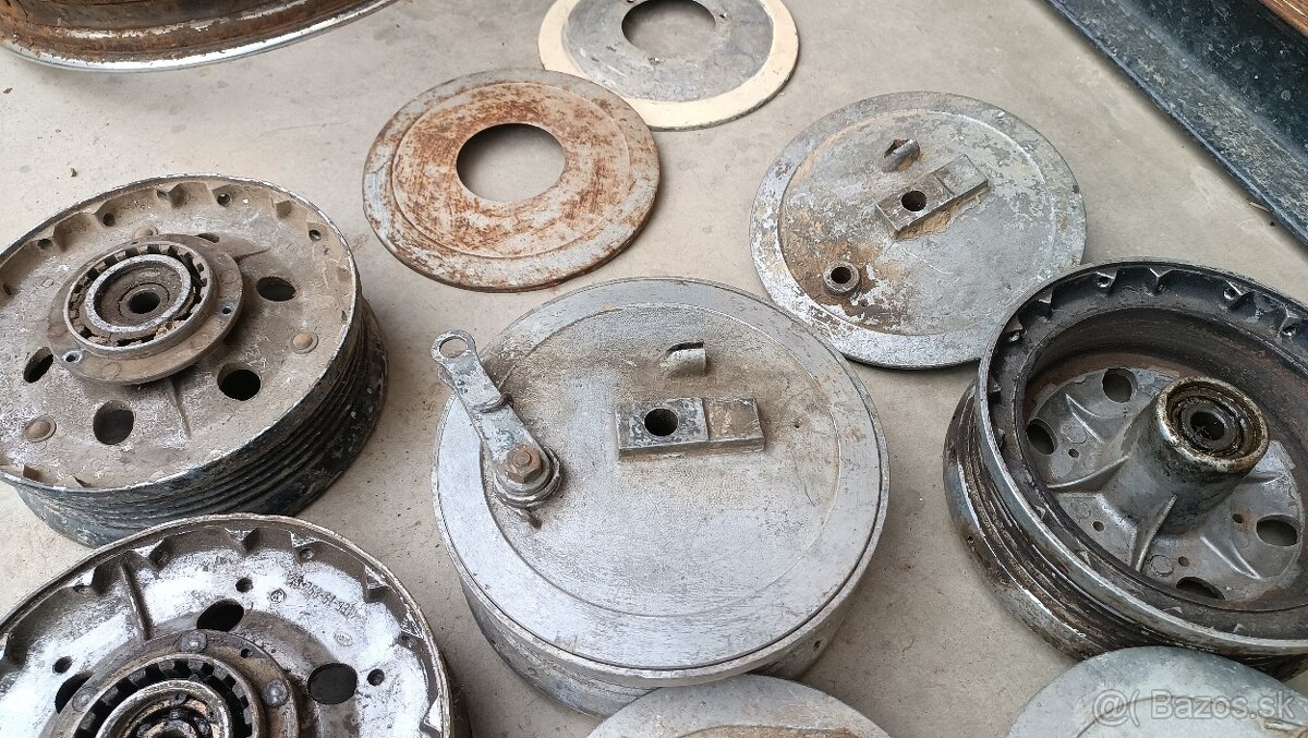 Predám stredy kolies Jawa - 5