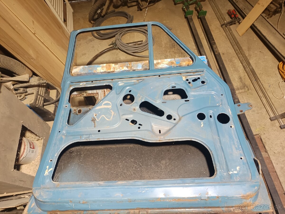 Škoda 100 dvere šoféra - 5