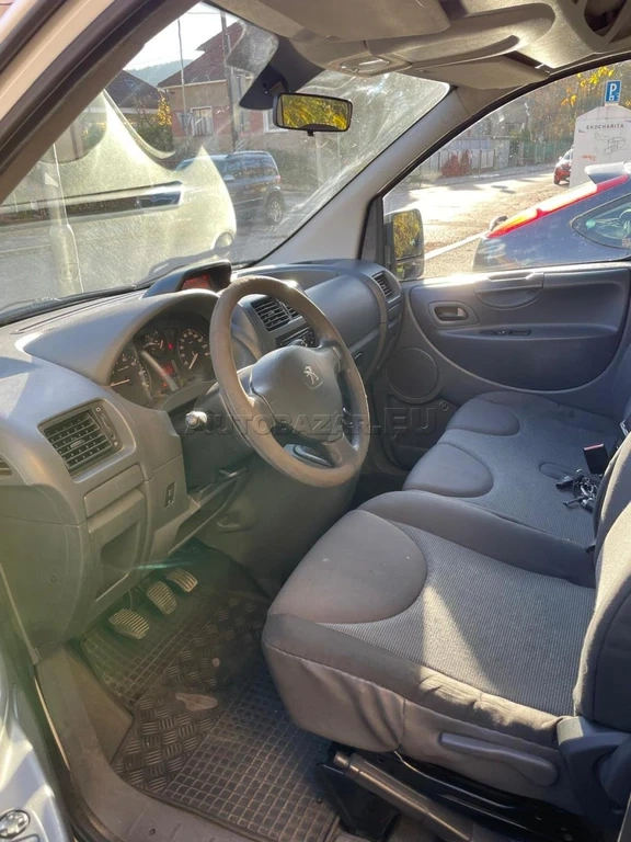 Predam Peugeot Expert Bus 94kw Manuál - 5