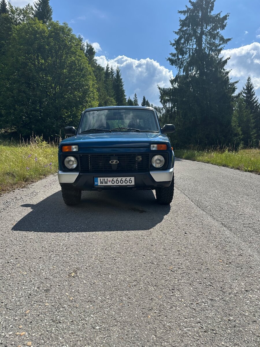 lada niva 1.7 i 2015 4x4 nová stk a ek